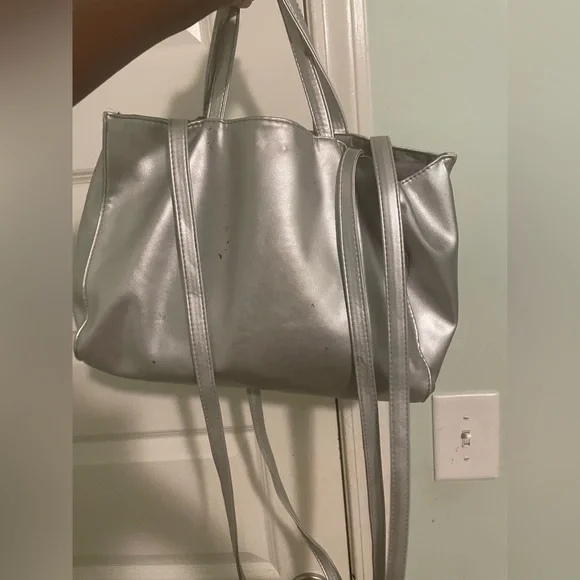 Silver telfar bag - Picture 2 of 2